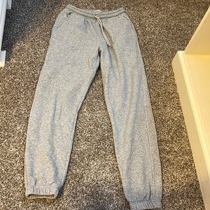 High rise grey sweatpants.